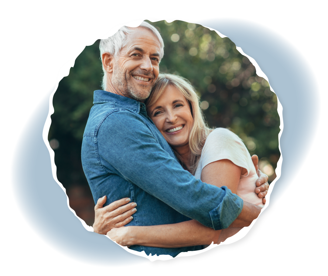 Alltag mit einer chronischen Blutkrankheit: Trost spenden Ein Mann und eine Frau halten sich in den Armen.