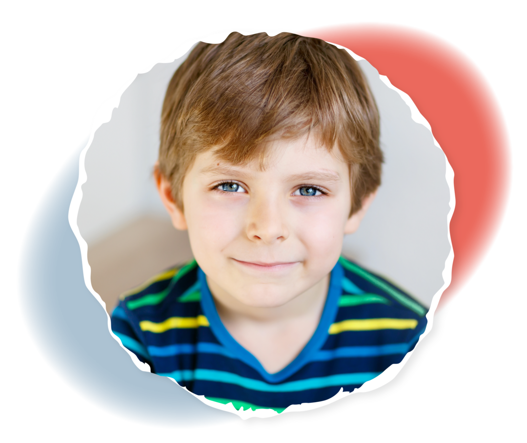 Akute lymphatische Leukämie Ein Junge schaut in die Kamera